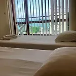 Beachfront By Marty's شقة